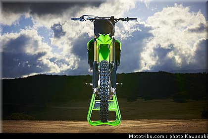 kawasaki_2013_kx250f_051.jpg