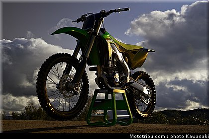 kawasaki_2013_kx250f_054.jpg