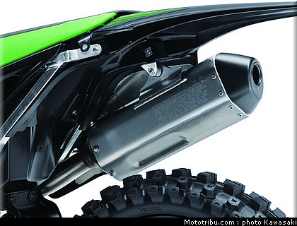 kawasaki_2013_kx250f_066.jpg