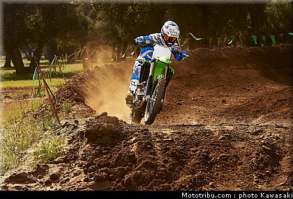 kawasaki_2013_kx450f_008.jpg