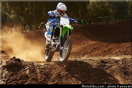 kawasaki_2013_kx450f_009.jpg