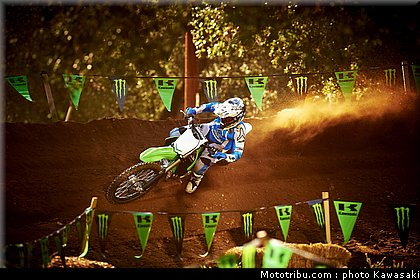 kawasaki_2013_kx450f_010.jpg