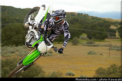 kawasaki_2013_kx450f_021.jpg