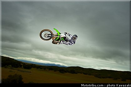 kawasaki_2013_kx450f_022.jpg