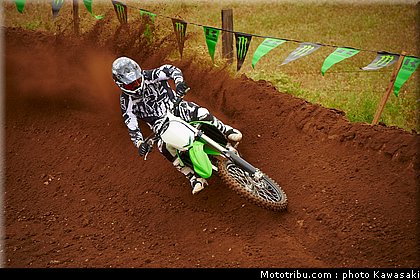 kawasaki_2013_kx450f_028.jpg
