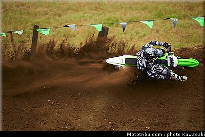kawasaki_2013_kx450f_030.jpg