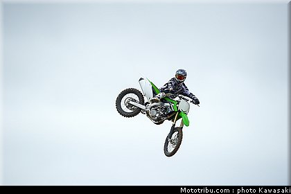 kawasaki_2013_kx450f_031.jpg