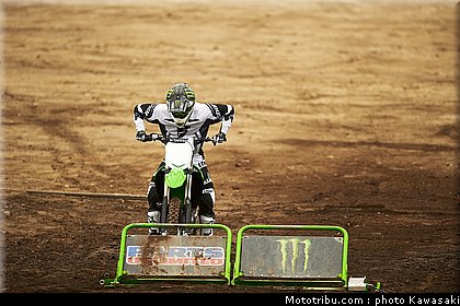 kawasaki_2013_kx450f_035.jpg