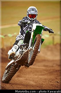 kawasaki_2013_kx450f_036.jpg