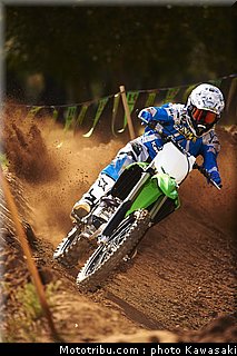 kawasaki_2013_kx450f_038.jpg