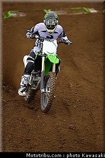 kawasaki_2013_kx450f_042.jpg