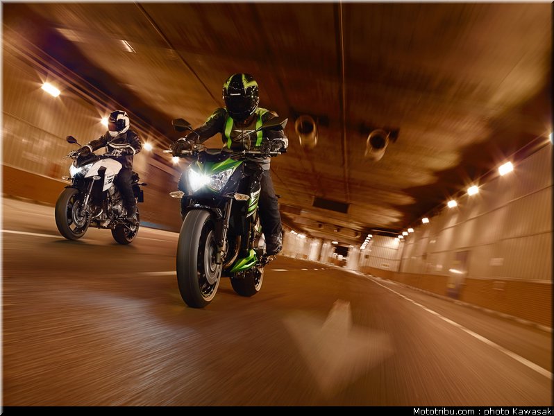 kawasaki_2013_z800_001