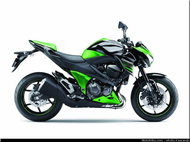 kawasaki_2013_z800_028