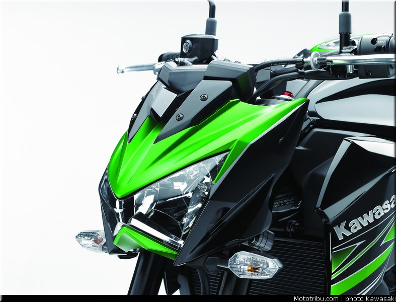kawasaki_2013_z800_052