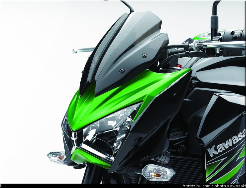 kawasaki_2013_z800_059
