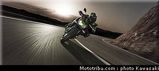 kawasaki_2013_z800_003.jpg
