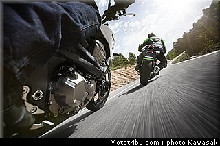 kawasaki_2013_z800_020.jpg