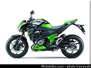 kawasaki_2013_z800_026.jpg