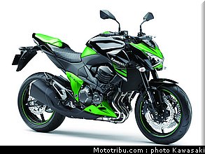 kawasaki_2013_z800_027.jpg