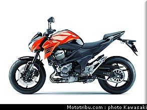 kawasaki_2013_z800_037.jpg