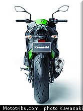 kawasaki_2013_z800_075.jpg