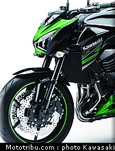 kawasaki_2013_z800_077.jpg