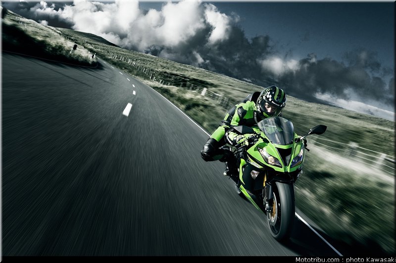 kawasaki_2013_zx_6r_004