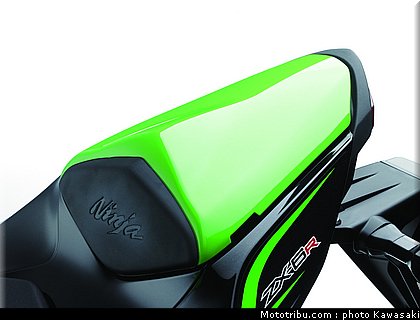 kawasaki_2013_zx_6r_018.jpg
