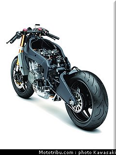 kawasaki_2013_zx_6r_026.jpg