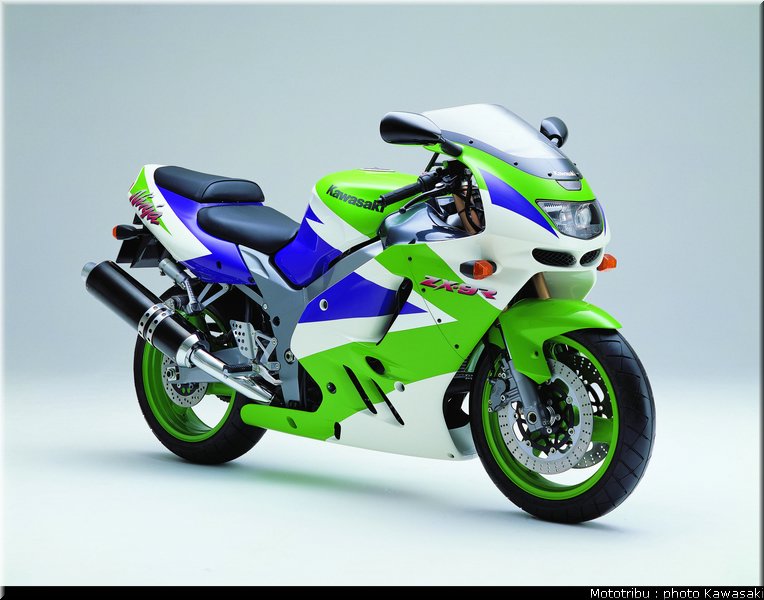 kawasaki_1994_zx9r