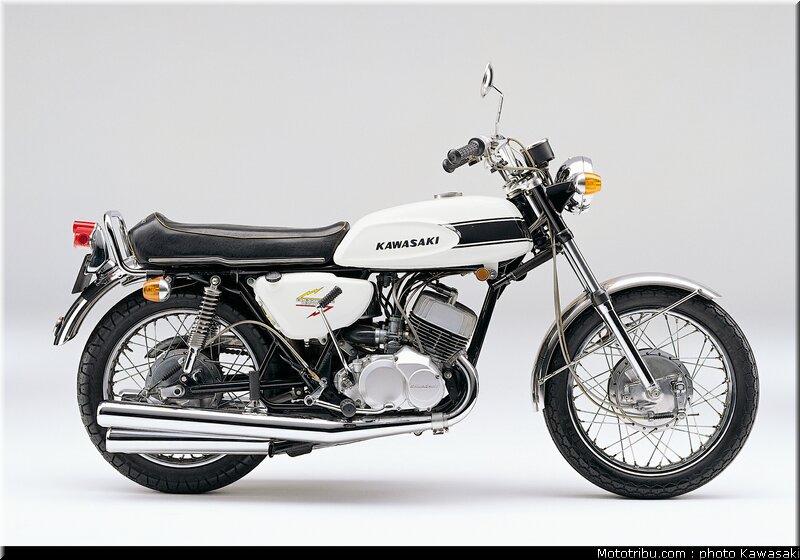 kawasaki_h1_1969_500ss_3