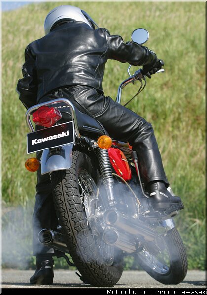 kawasaki_h1_500ss_007