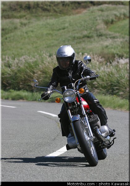 kawasaki_h1_500ss_008