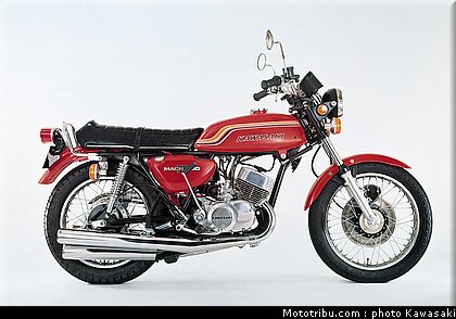 kawasaki_h1_1972_500ss_h1b_h1c.jpg