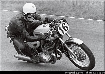 kawasaki_h1_500ss_005.jpg