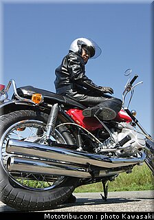 kawasaki_h1_500ss_006.jpg