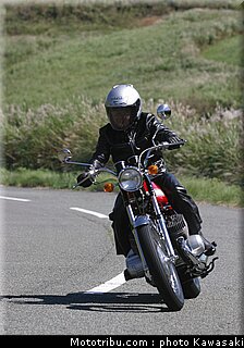 kawasaki_h1_500ss_008.jpg