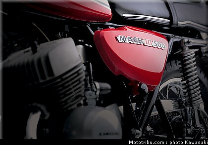 kawasaki_h1_500ss_011.jpg