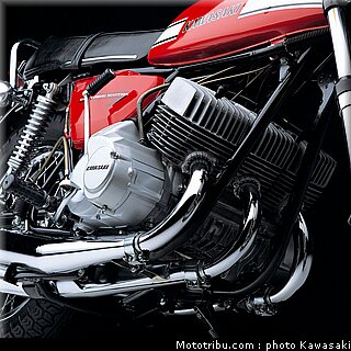 kawasaki_h1_500ss_012.jpg