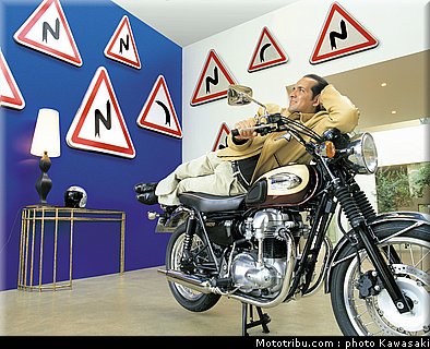 kawasaki_w650_par_dingo_gourmand.jpg