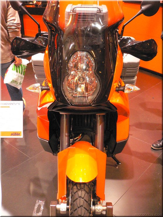 MOTO 