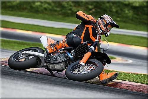 ktm-690smc2008_07.jpg