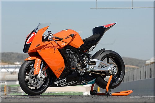 ktm-rc8-superstock2008_02.jpg