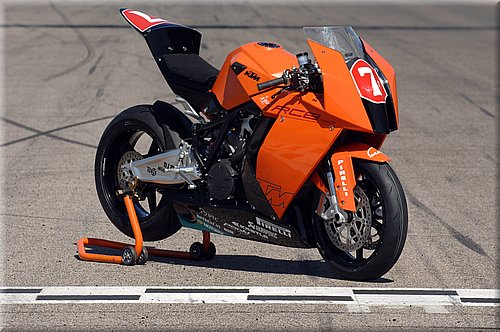 ktm-rc8-superstock2008_03.jpg