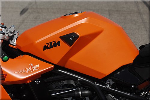 ktm-rc8-superstock2008_06.jpg