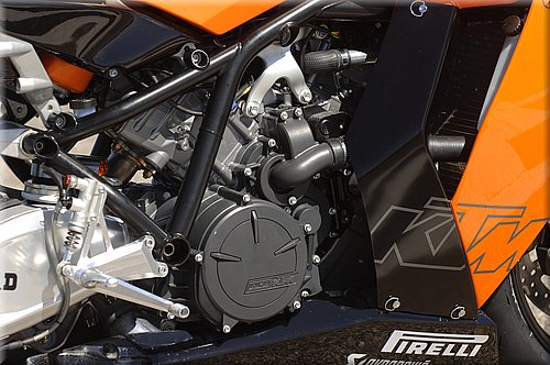 ktm-rc8-superstock2008_14.jpg