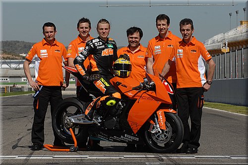 ktm-rc8-superstock2008_27.jpg