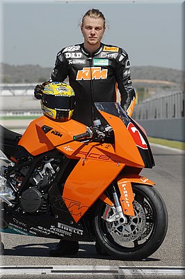 ktm-rc8-superstock2008_43.jpg