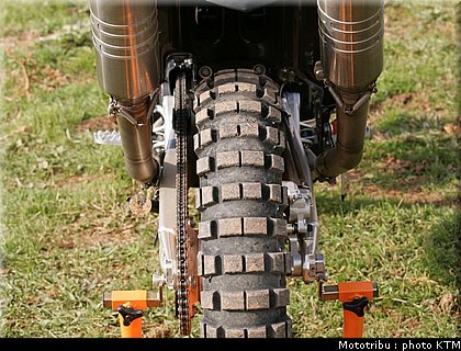 ktm_690rallye_2009_019.JPG