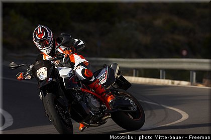 ktm_990smr_2009_1.jpg